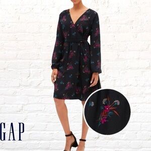 GAP Floral Long Sleeve Wrap Dress Size Small Black Floral